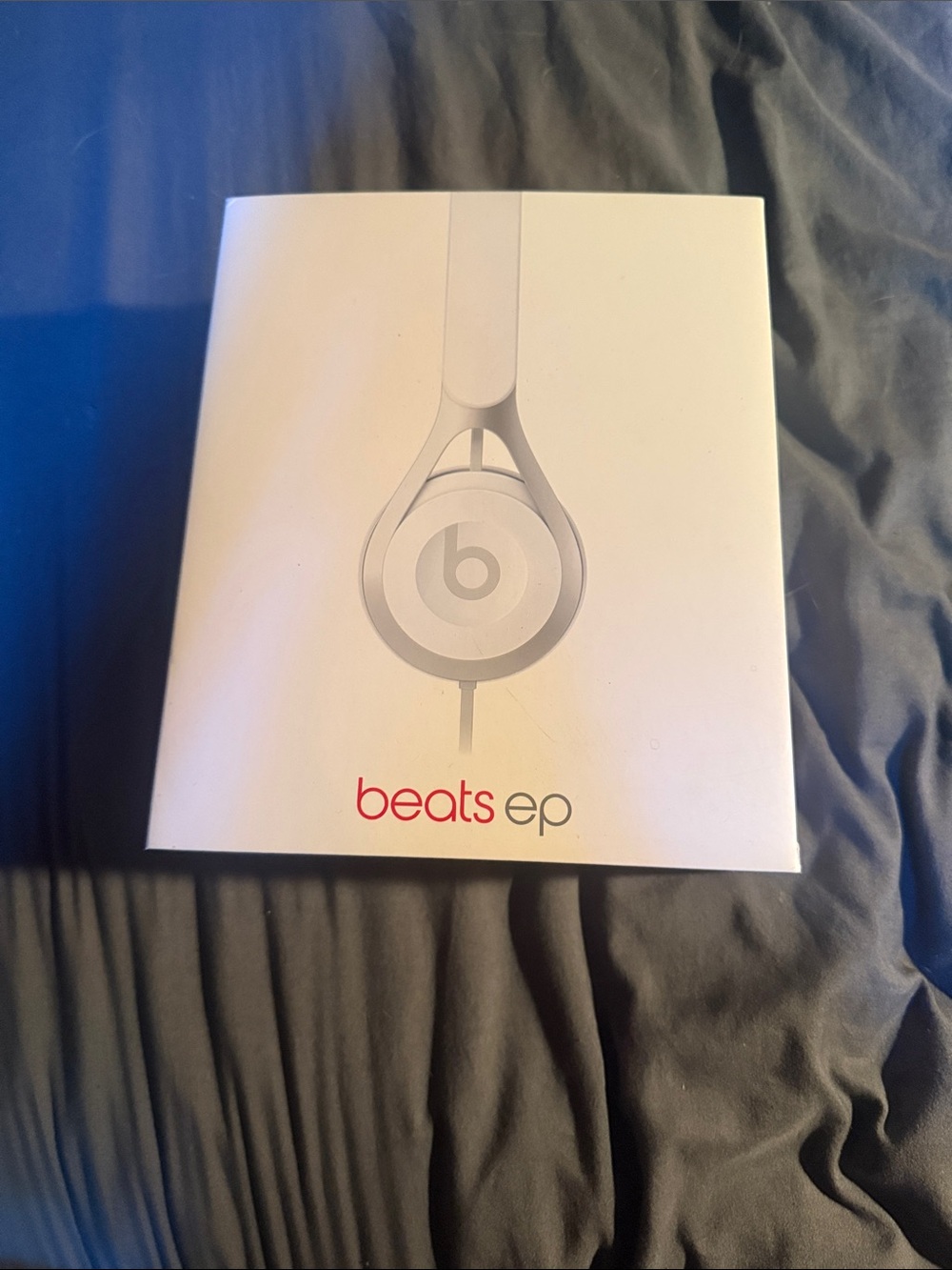 Beats by Dre EP Wired Over-Ear Headphones — White